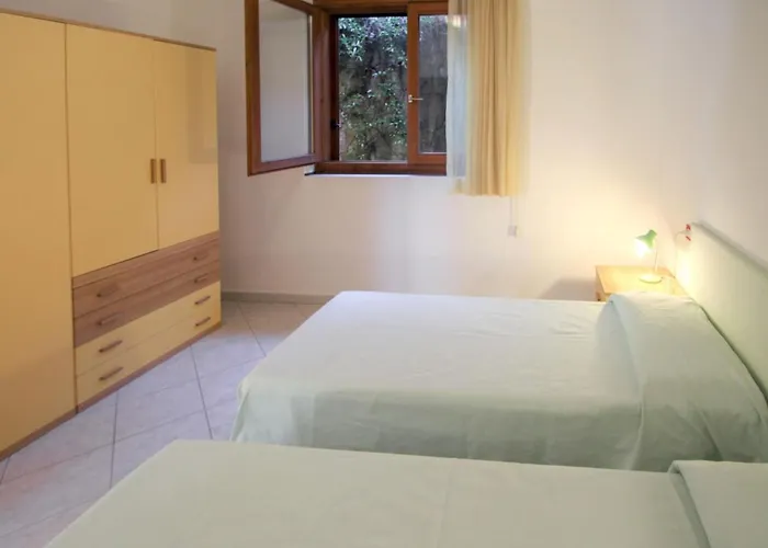 度假居 Residenza Agrifoglio-11 By Interhome 勒威诺